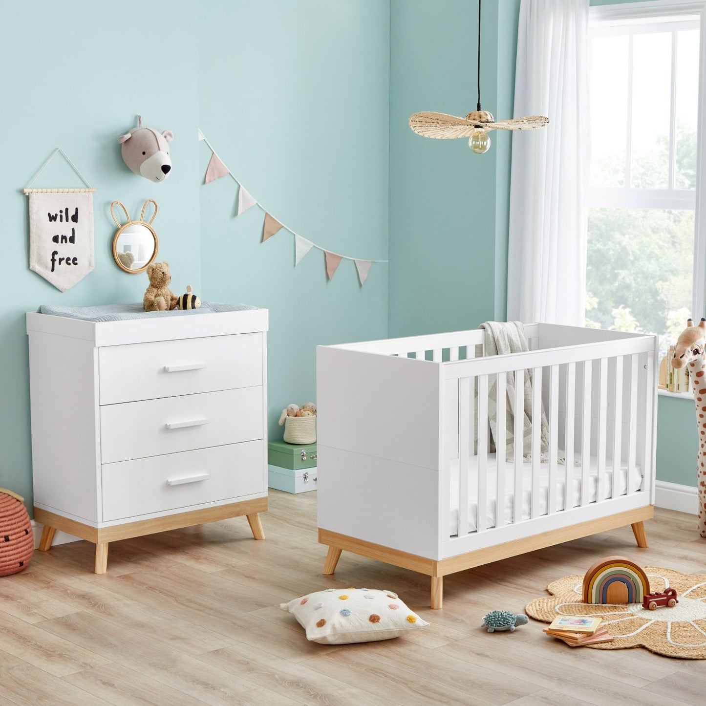 Babymore Mona Mini 2-Piece Nursery Room Set