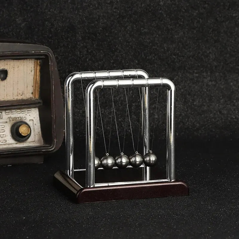 Newton's Cradle Miniature