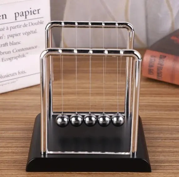 Newton's Cradle Miniature
